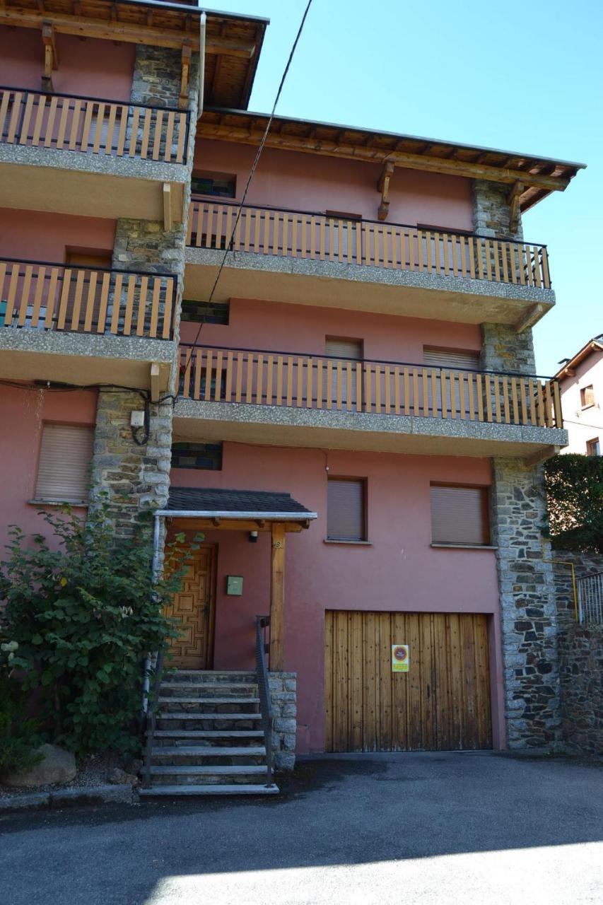Amplio Apartamento Con Piscina En Llivia Exterior photo
